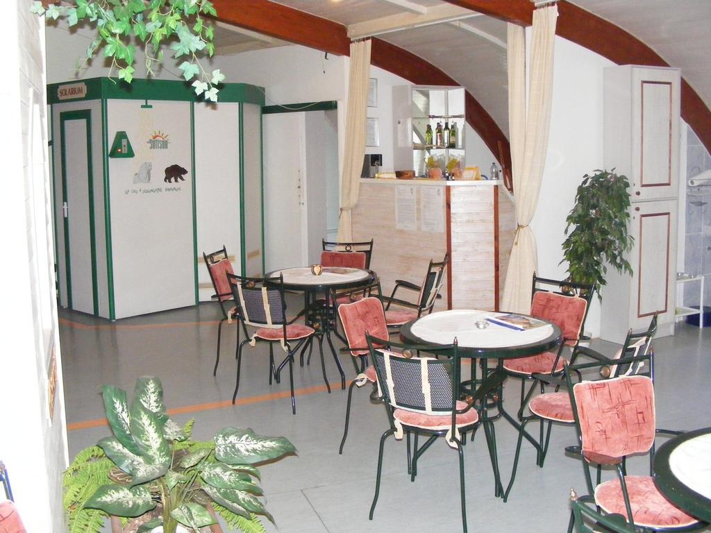 Hotel Jogar Balatonföldvár Extérieur photo
