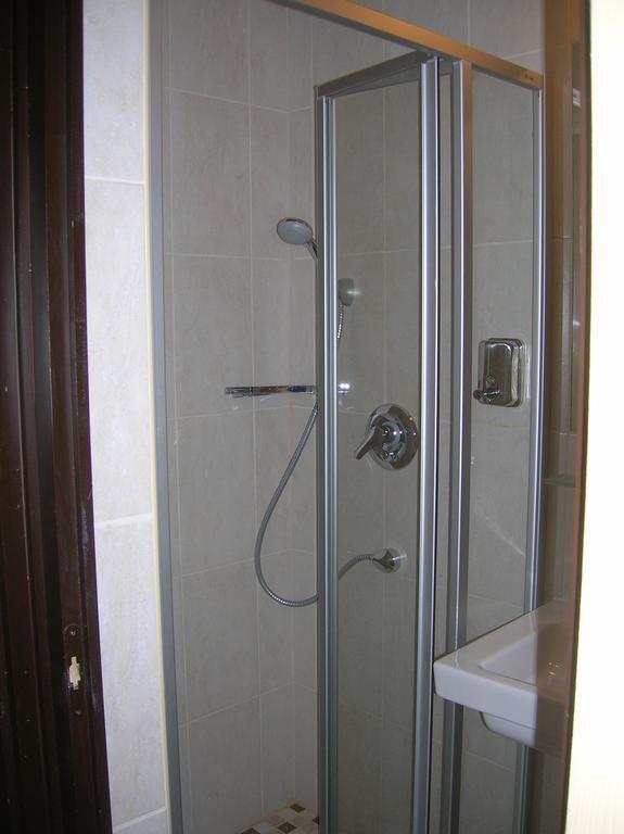 Hotel Jogar Balatonföldvár Chambre photo