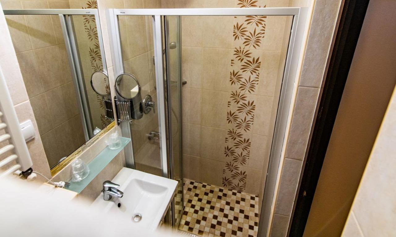 Hotel Jogar Balatonföldvár Extérieur photo