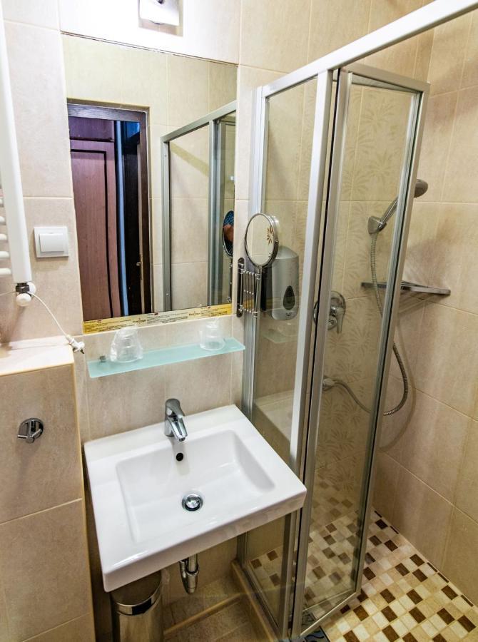 Hotel Jogar Balatonföldvár Extérieur photo