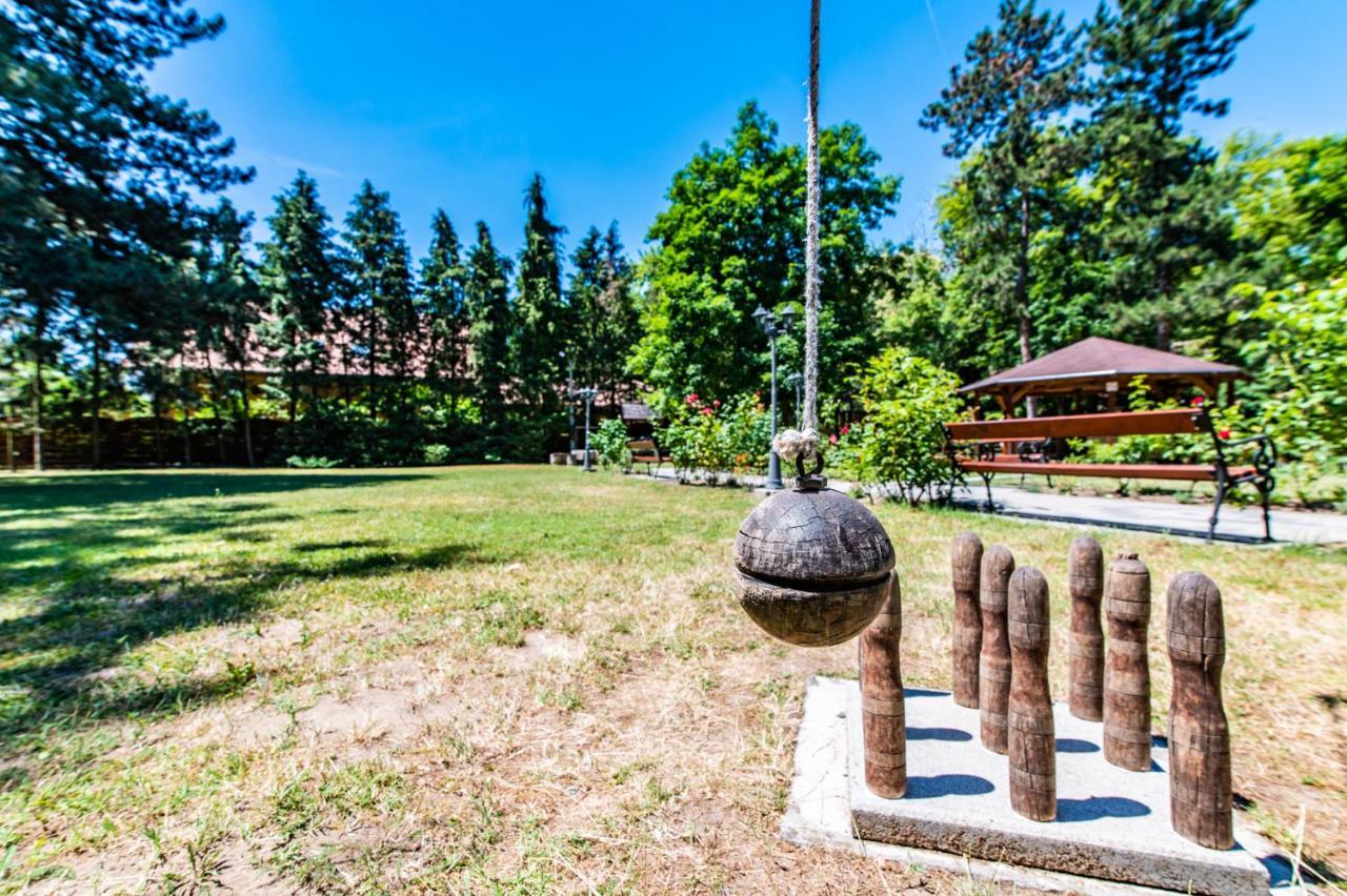 Hotel Jogar Balatonföldvár Extérieur photo