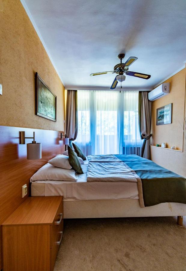 Hotel Jogar Balatonföldvár Extérieur photo