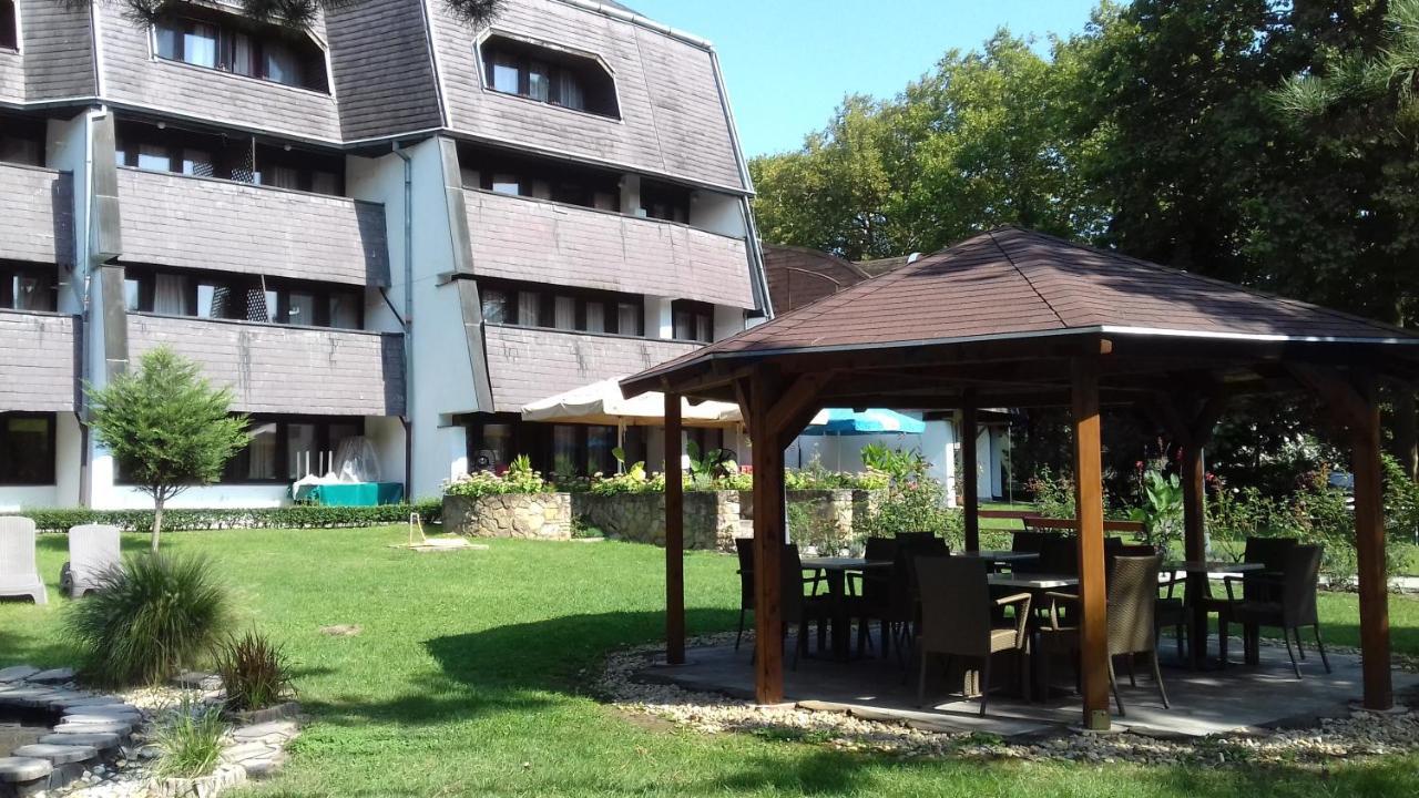 Hotel Jogar Balatonföldvár Extérieur photo