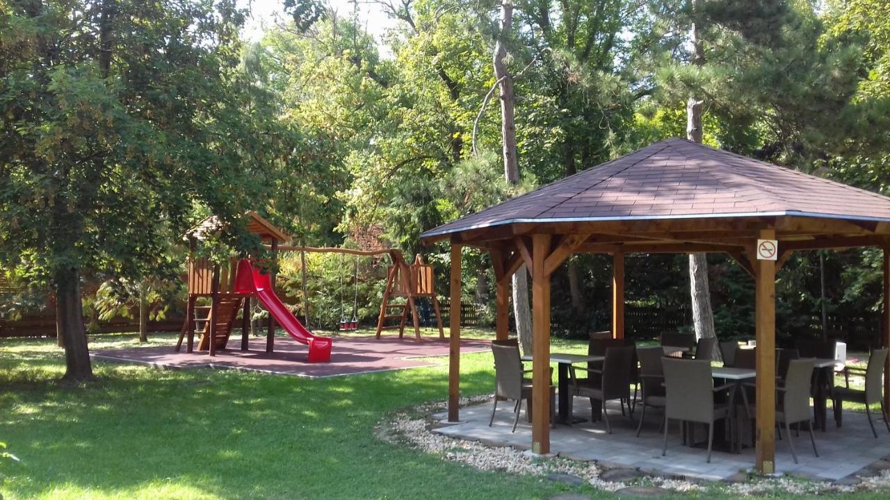 Hotel Jogar Balatonföldvár Extérieur photo